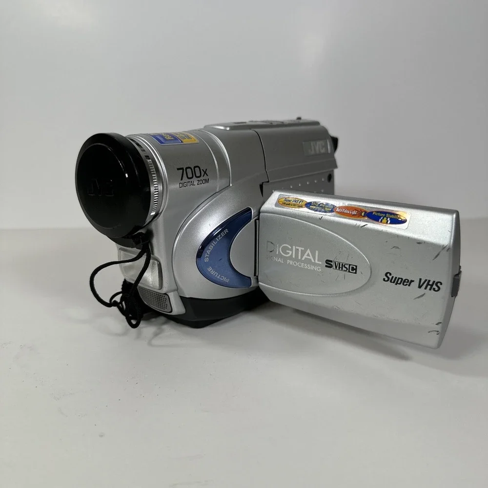 JVC Camcorder GR-SXM260U Compact VHS C High Res Video Camera‎ UNTESTED